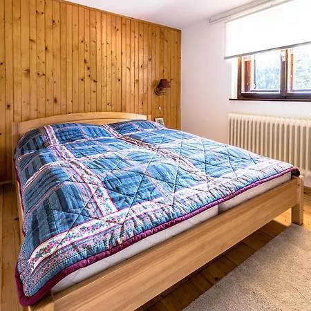 House Moose't Getaway, *